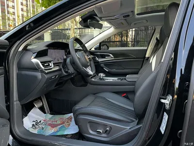 2025 Hongqi H6 Model 2.0T Far-Reaching Edition, фото 4, лот 10361091