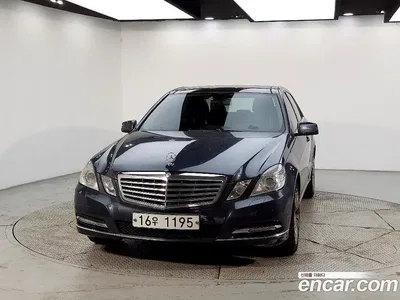 2011 Mercedes-Benz E-Class E300 Elegance, фото 1, лот 10072345