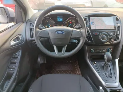 2015 Ford Focus Hatchback 1.6L Automatic Comfort, фото 3, лот 10283809