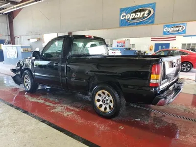 2005 GMC NEW SIERRA C1500, фото 2, лот 10962317