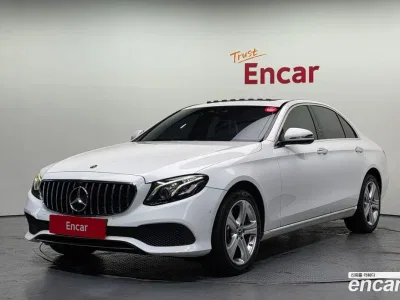 2017 Mercedes-Benz E-Class E220d 4MATIC Avantgarde, фото 1, лот 10059354