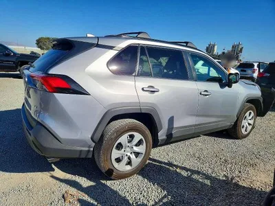 2020 TOYOTA RAV4 LE, фото 3, лот 11557789