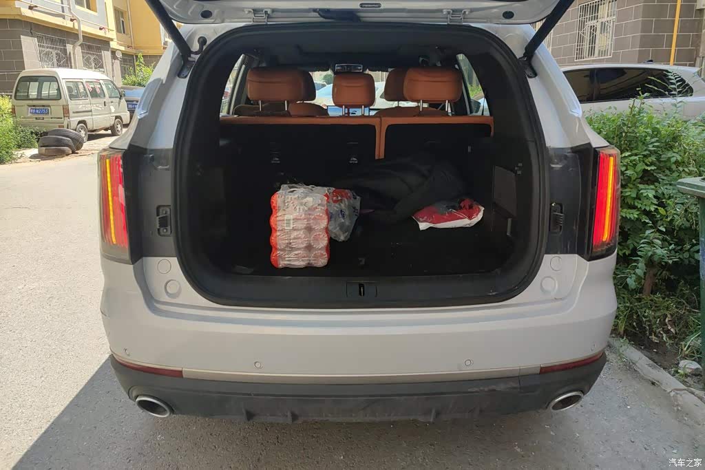 2025 Jetour X70L 1.5T High Spec Edition 5-seater, фото 4, лот 10429273