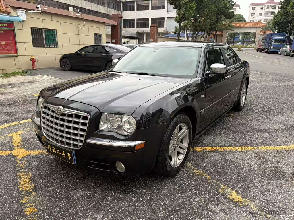 2006 Chrysler 300C Model 3.5L Luxury Navigator Edition, фото 1, лот 10434588
