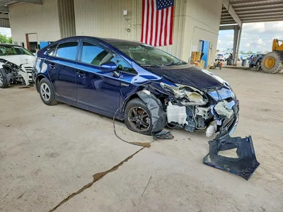 2014 TOYOTA PRIUS THREE, фото 4, лот 10502037