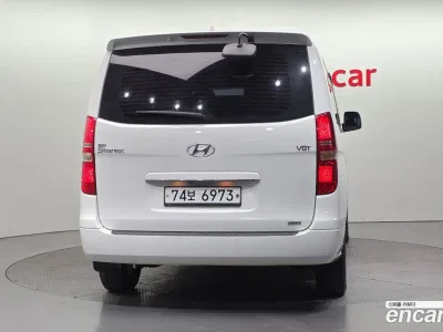2017 Hyundai Starex 4WD 12-Seater Wagon, фото 4, лот 10161123