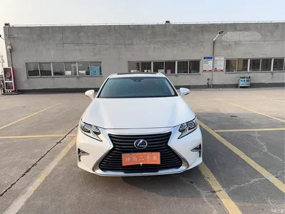 2015 Lexus ES 300h Comfort Edition, фото 2, лот 10316341