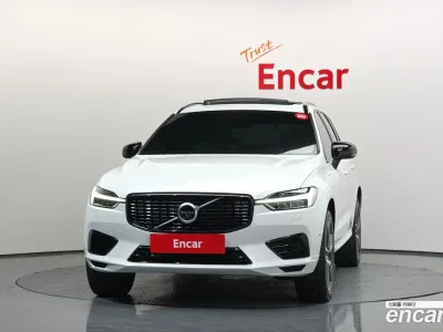 2021 Volvo XC60 T8 R-Design, фото 3, лот 10116111