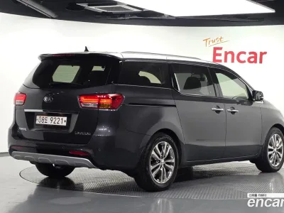 2017 Kia Canival 7-seater Limousine, фото 2, лот 11178120