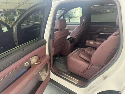 2025 NIO ES8 Model 6-Seat Executive Luxury Edition, фото 4, лот 11018042