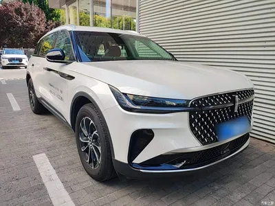 2025 Lincoln Nautilus 2.0T FWD Launch Edition, фото 4, лот 10319743