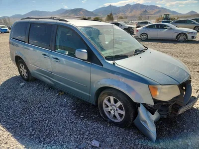 2010 CHRYSLER TOWN & COUNTRY TOURING, фото 4, лот 10868925