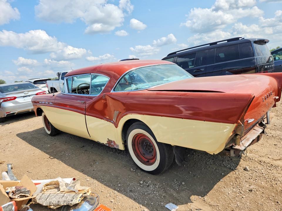 1957 BUICK SUPER MODEL 56R, фото 2, лот 10901381