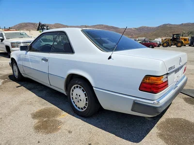 1992 MERCEDES-BENZ 300 CE, фото 2, лот 10972035