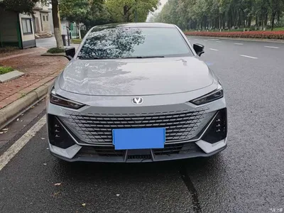 2023 Changan UNI-V 1.5T Luxury Edition, фото 3, лот 10250990