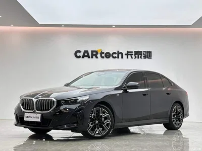 2025 BMW 5 Series 530Li Premium M Sport Package, фото 1, лот 11214590