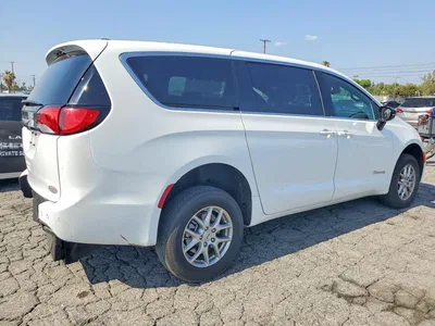 2025 CHRYSLER VOYAGER LX, фото 3, лот 10864263