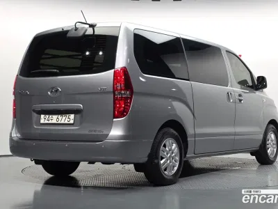 2021 Hyundai Starex Van 3-Seater, фото 2, лот 10264436