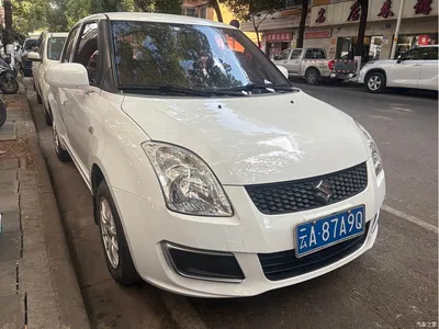 2013 Suzuki Swift 1.3L Manual Value Edition, фото 1, лот 10313433