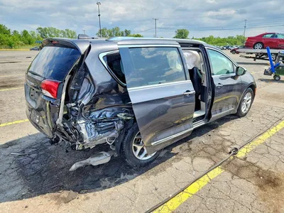 2020 CHRYSLER PACIFICA LIMITED, фото 3, лот 10867317
