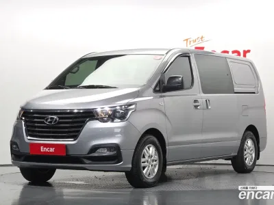 2019 Hyundai Starex Van 5-Seater, фото 1, лот 10181526