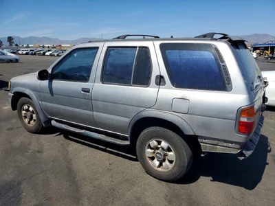 1998 NISSAN PATHFINDER XE, фото 2, лот 10979286