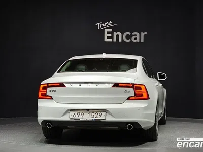 2018 Volvo S90 D4 Momentum, фото 4, лот 10115083