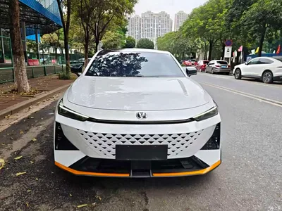 2024 Changan UNI-V 1.5T Deluxe Sport, фото 2, лот 10251125