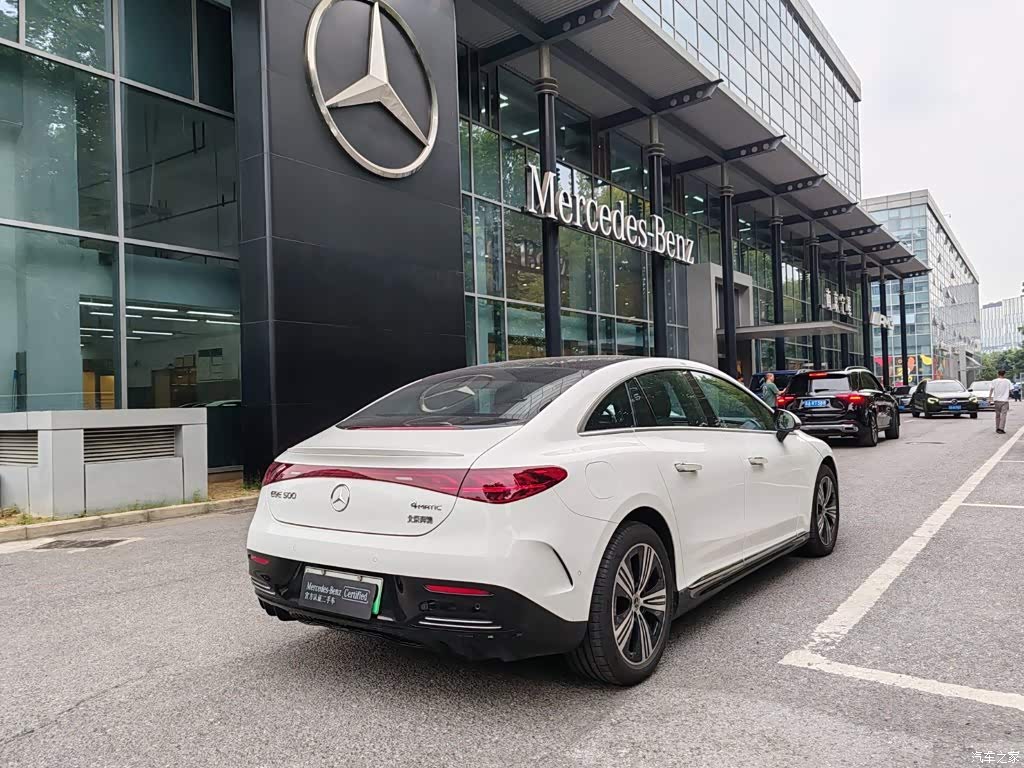 2025 Mercedes-Benz EQE 500 4MATIC Pioneer, фото 4, лот 11174809