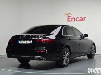 2021 Mercedes-Benz E-Class E350 4MATIC Avantgarde, фото 2, лот 10177958