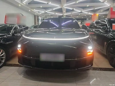 2025 Li Auto L7 Ultra Smart Renewal Edition, фото 3, лот 10838233