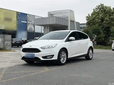 2018 Ford Focus Hatchback Classic 1.6L Manual Trend Smart Edition, фото 2, лот 10283500