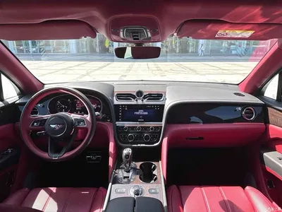 2021 Bentley Bentayga, фото 3, лот 10244585