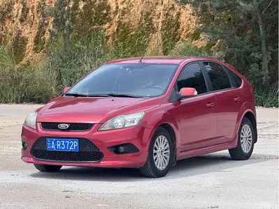 2013 Ford Focus Hatchback Classic 1.8L Automatic Fashion, фото 1, лот 10294722