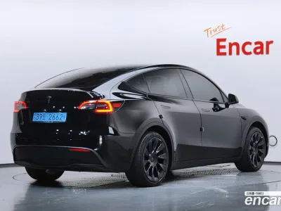 2023 Tesla Model Y RWD, фото 2, лот 11471529