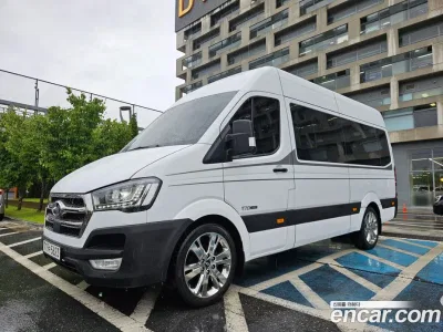 2025 Hyundai Solati 15-seater, фото 2, лот 10195191