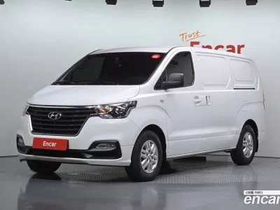 2021 Hyundai Starex Van 3-Seater, фото 1, лот 10225730