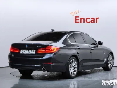 2018 BMW 5-Series 520i Luxury, фото 2, лот 10109260