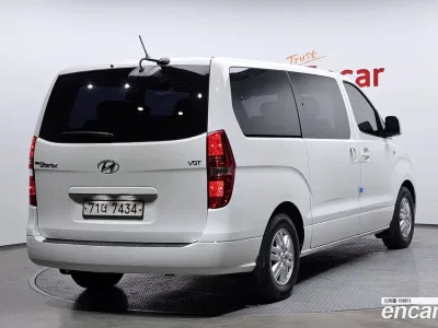 2017 Hyundai Starex 12-Seater Wagon, фото 1, лот 10192702