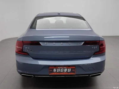 2020 Volvo S90 T5 Momentum Luxury Edition, фото 4, лот 10365398