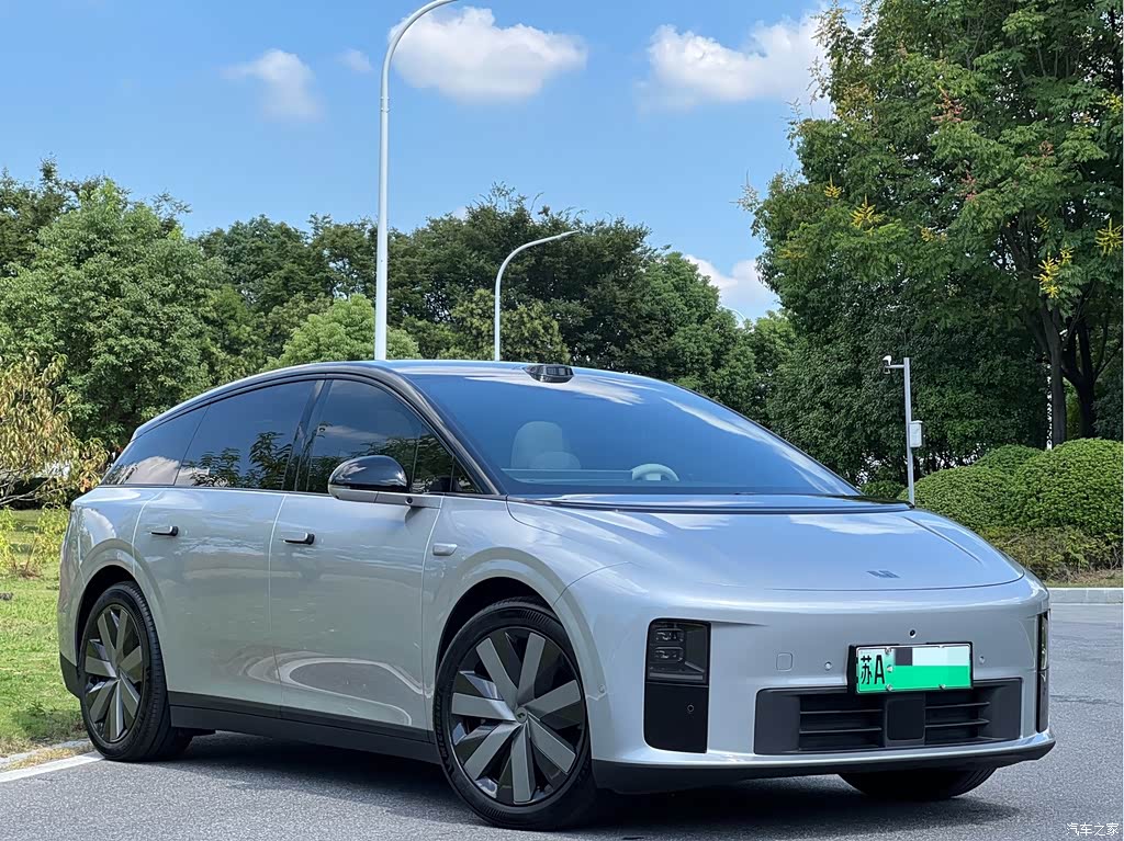 2025 Li Auto i6 4WD Base Model, фото 3, лот 11228541