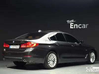 2018 BMW 5-Series 520d Luxury Special Edition, фото 1, лот 10046455