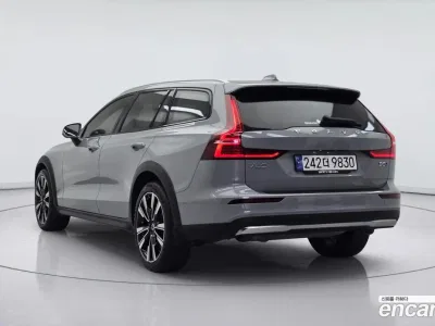 2024 Volvo V60 B5 Ultimate AWD, фото 4, лот 10183605