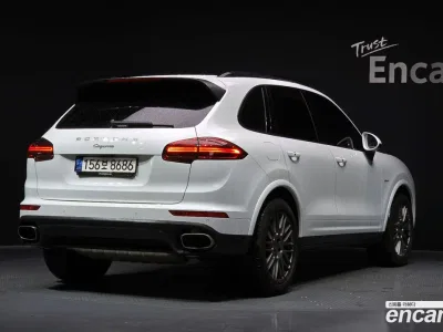 2017 Porsche Cayenne 3.0 Diesel Platium Edition, фото 2, лот 10100385