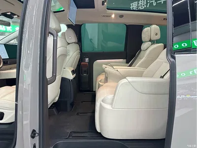 2024 Li Auto MEGA Ultra, фото 4, лот 10445977