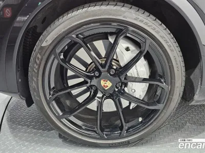 2020 Porsche Cayenne 4.0 Turbo Coupe, фото 4, лот 10526906