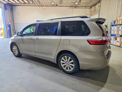 2016 TOYOTA SIENNA LE, фото 2, лот 10558056