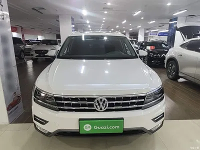 2018 Volkswagen Tiguan L 380TSI Automatic AWD Luxury Edition, фото 3, лот 11213109