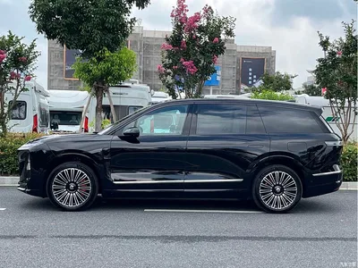 2025 NIO ES8 Model 6-Seat Executive Luxury Edition, фото 3, лот 10355150