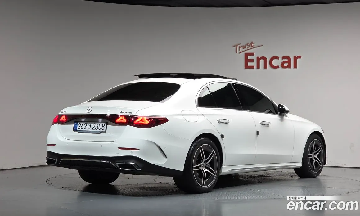 2025 Mercedes-Benz E-Class E300 4MATIC AMG Line, фото 1, лот 11210677
